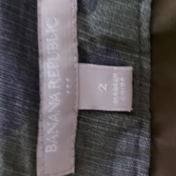 Banana Republic Camouflage Skirt - Picture 6 of 7